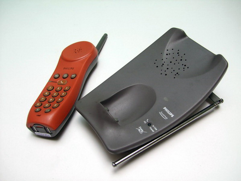 telefono inalambrico color gris naranja philips alt.10x12x24 1u